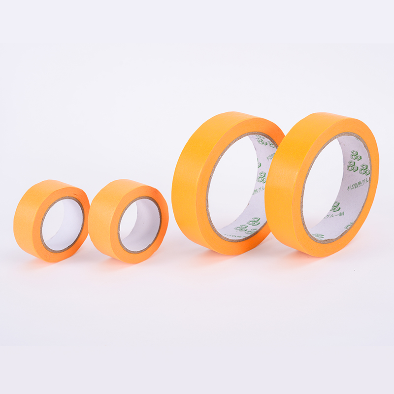 Spraymaling for at dække mellemrummet Skrivbart papir og papirbånd