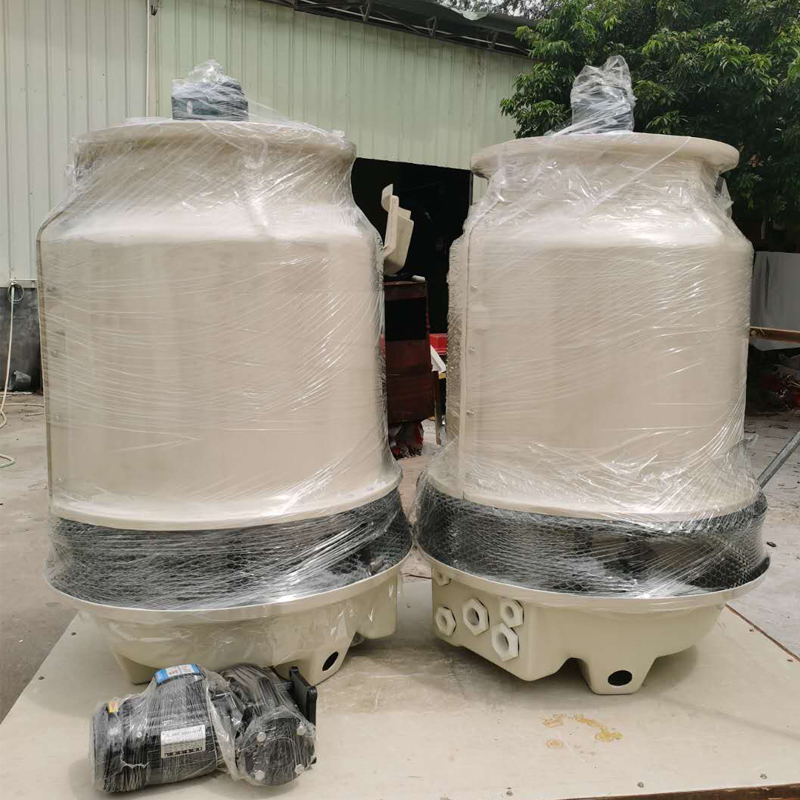 Lille glasfiberarmeret plast køletårn 8 ton