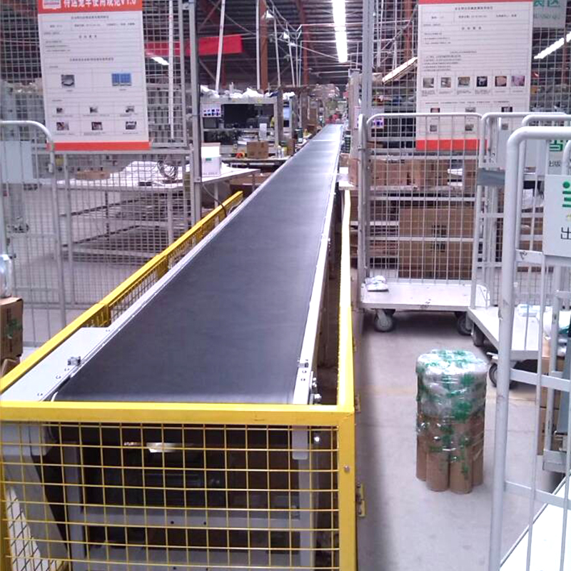 Transportør af bånd