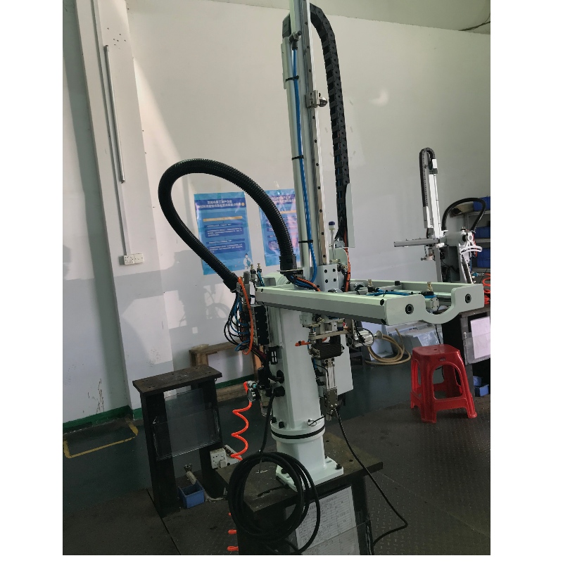 Maskinmanipulator til industriel robotObjection