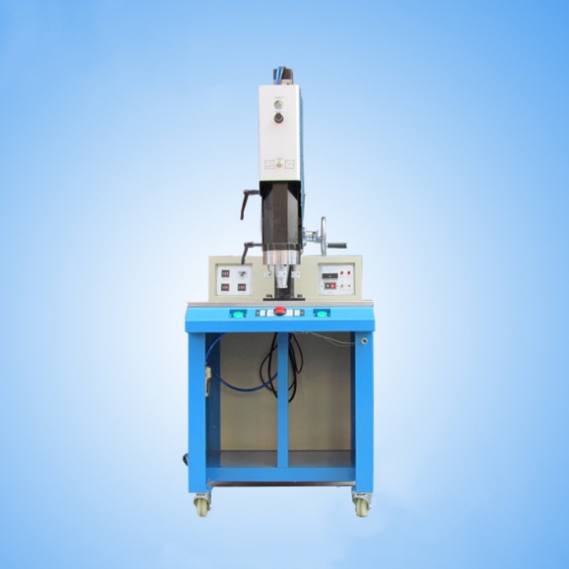 Ultralyds svejsemaskine i plast