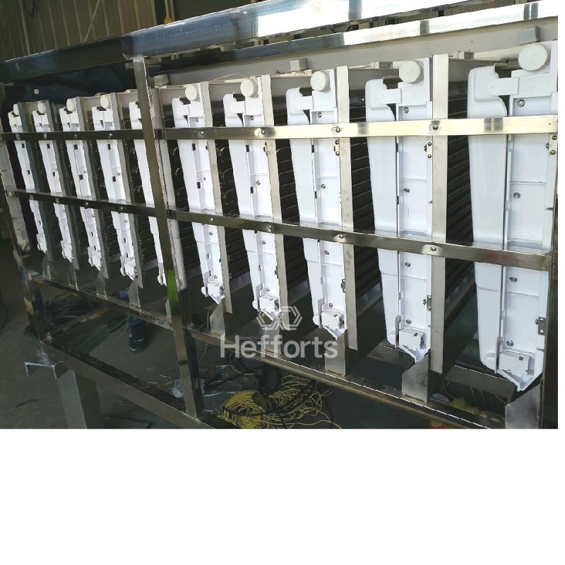 let at rengøre og vaske rustfrit stål automatisk stor terningemaskine med CE-kvalifikation