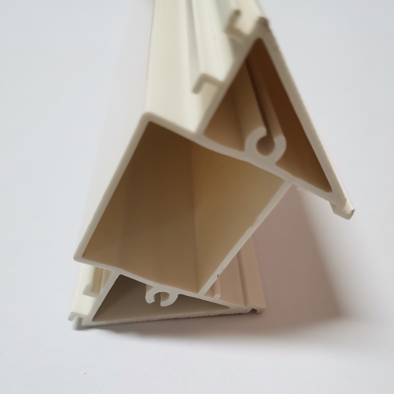 Indekstruderet plastprofilekstrudering pvc plastsektion til belysning af glidende fra kinesisk plastproducent