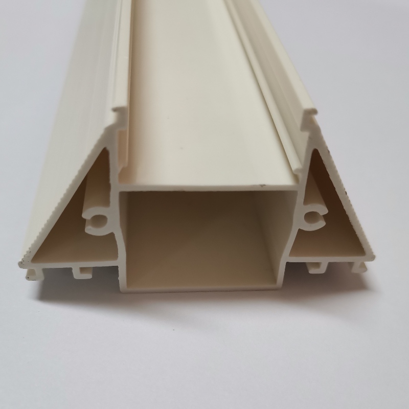 Indekstruderet plastprofilekstrudering pvc plastsektion til belysning af glidende fra kinesisk plastproducent