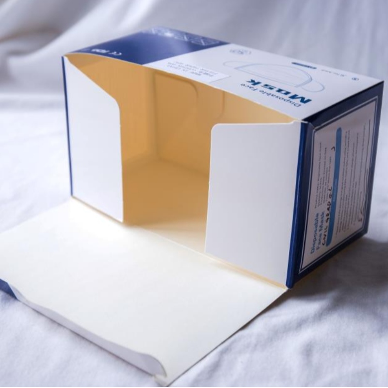 Maskeemballage farveæske