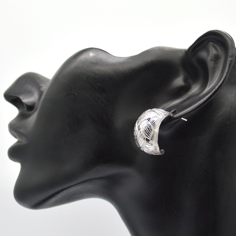 Sølvøreringe kvinders runde indgraveret twill øreringe, Kina Ruifanbao smykker forarbejdning fabrik