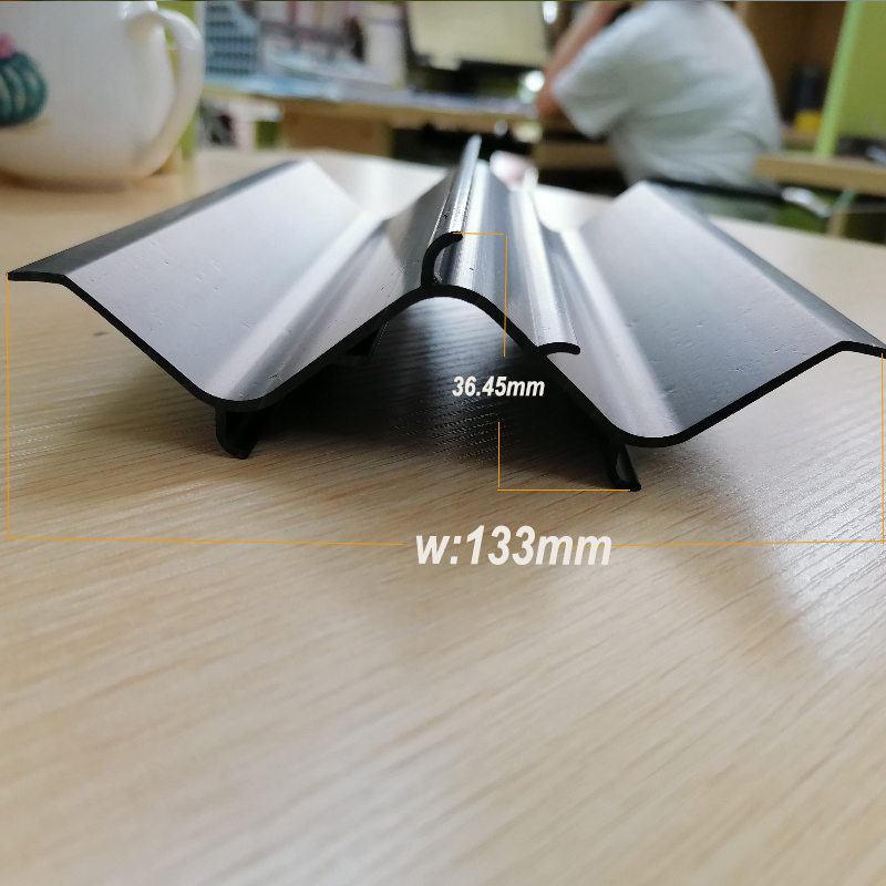 Brugerdefinerede plastprofil ekstruderede dele.