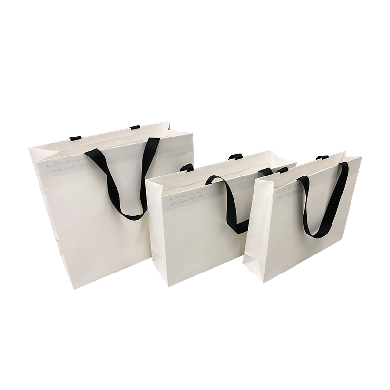 Hvid gavepose med satinbåndhåndtag Små, mellemstore og store dimensioner