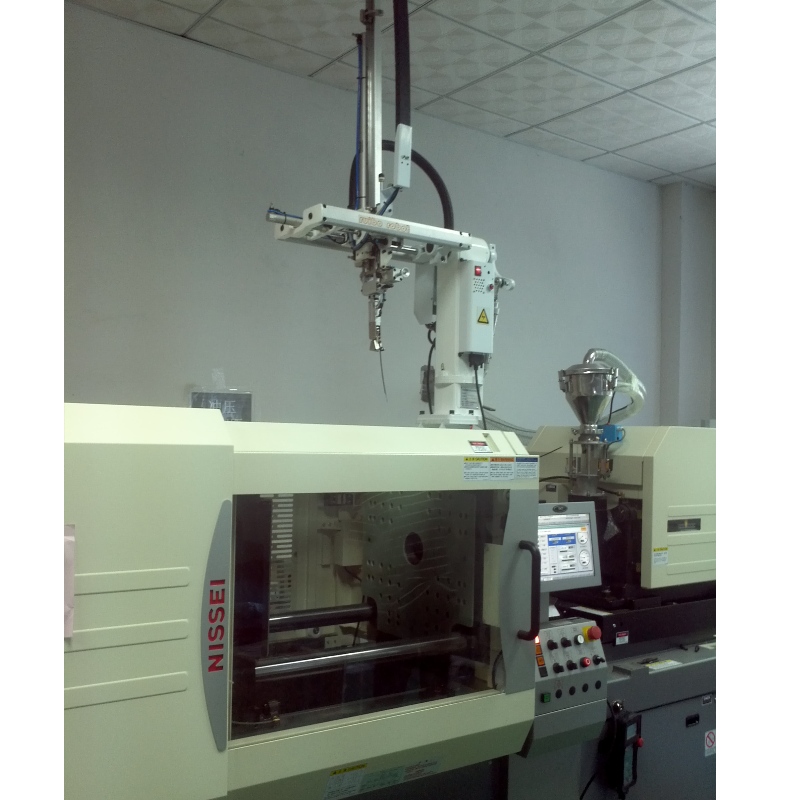 Intelligent svingindsprøjtningsstøbning speciel injektionsstøbningsmanipulatorrobot