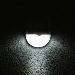 Væglampe til halvsirkel sol