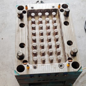 Kina oem Produktion motor reservedele brugerdefinerede høj kvalitet støbning dele plast skimmel