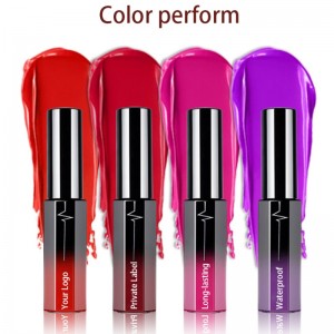 Langvarig flydende læbestift