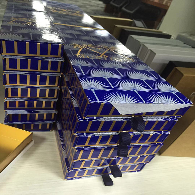 Virusen kan ikke stoppe os! At give min egen styrke til verdensøkonomisk opsving!