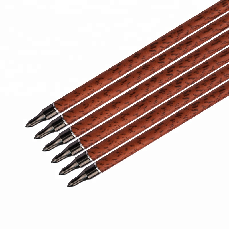 Elong Outdoor 120077 ID6.2mm SP400 Rød Wood Carbon Arrow med Feather Bueskydning