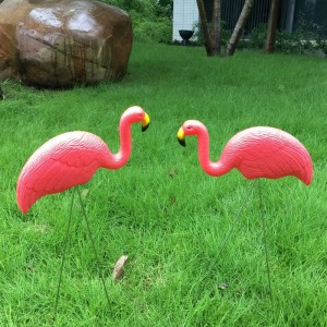 Plast simulering flamingo baby dekoration udendørs haven ornamenter harpiks flamingo figurer have festival bryllup havearbejde indretning