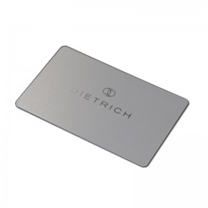 Høj kvalitet Custom Brand Fashion Matte Finish Metal Navn Etiket Silke Udskrivning Aluminium Business Besøg kort til eget logo