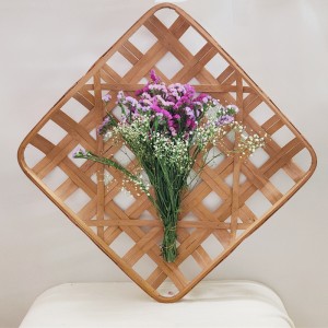 Dekorativ blomsterkurv