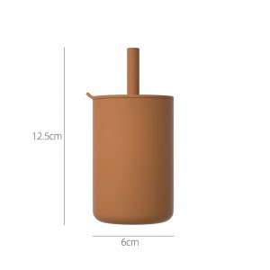 Vandtæt lækageligt kop med silikonstrå til babyfodring