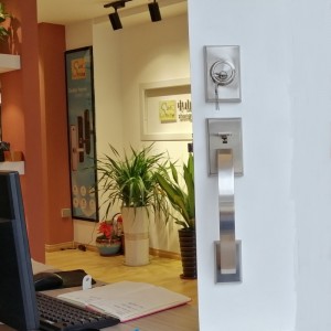 8001 Heavy Duty Entry indgangsdørhåndtag med en enkelt cylinder dødbolt og håndtag håndtag olie gnidet bronze finish