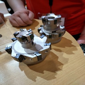 Spol frem tunge skæreskærer højhastighedsfoderfræsningsskærerindehaverens endemølle