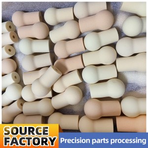 Fire-aksede bearbejdningsdele