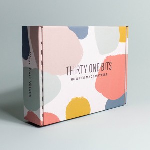 Dobbeltsidet lyserød flyveboks firkantet tøj T-shirt emballageboks Multi-størrelse farveboks Blandingsboks