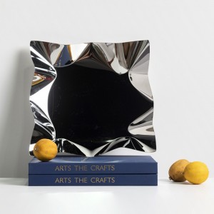 Sølv firkantet bakke