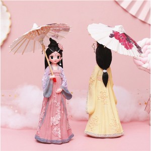 Dainy pige med paraply