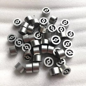 Materielle egenskaber ved cementeret wolframcarbid