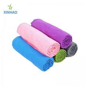En række farver mikrofiber svedabsorberende fast farve yoga håndklæde engros, pvc silikone point anti-slip hudvenlig, egnet til fitness, yoga, pilates, høj-temperatur yoga