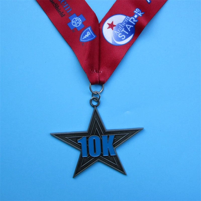 Triathlon -medaljer Design din egen sportslegeringsmedalje med bånd