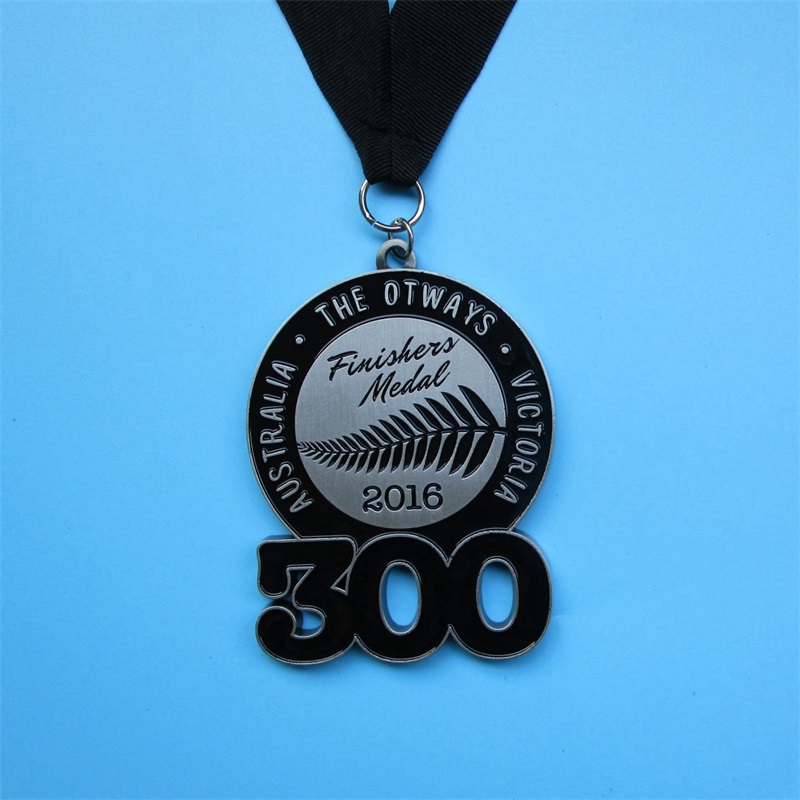 Running Man Special Design Medals Hollow Cool Belated Gold New Marathon Awards Medals