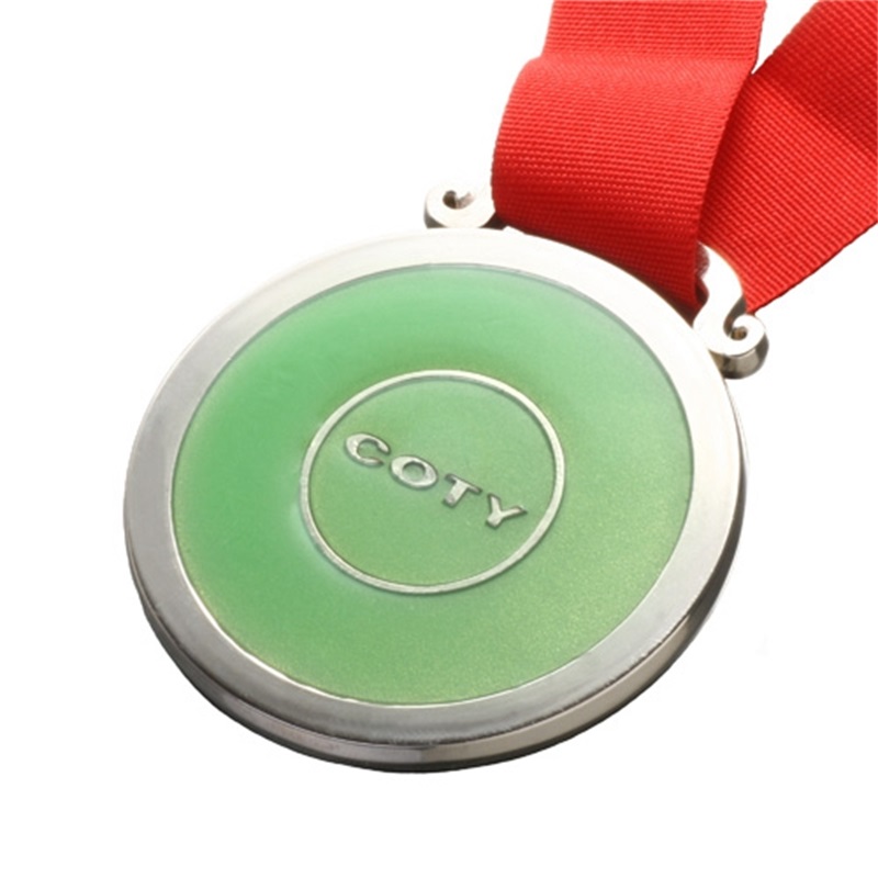 Lyserød udskrivning af løbende medaljer til kvinder Custom Metal Sport Marathon Medal med bånd