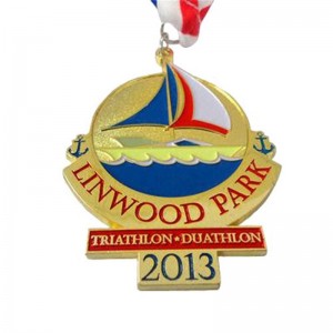 Brugerdefineret design din egen medaljesport udskåret guldmedaljer, der svømmer løbende dansemedalje