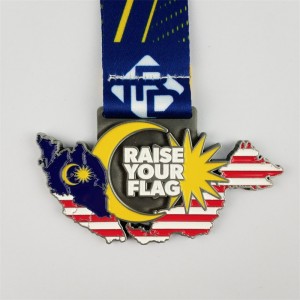 Gold Silver Bronze Belated Medal the Perfect Gift Guide til Holiday Corporate Event Awards