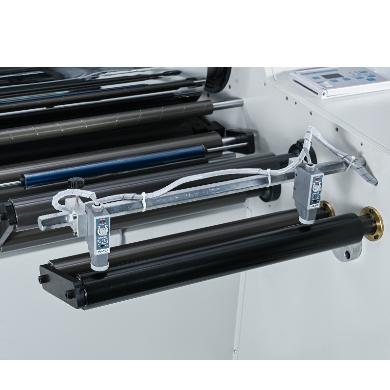 XHM500D-J Bopp Thermal Lamination Film High Speed ​​Laminat Machine (korrigering)