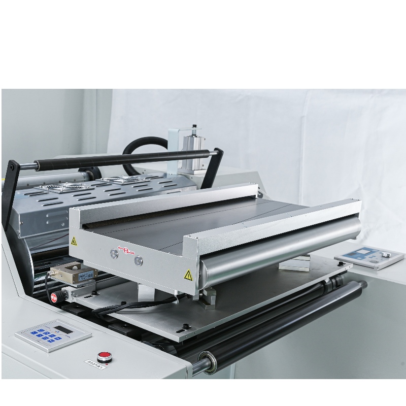 M750C-J Bopp Thermal Lamination Film High Speed ​​Laminat Machine (elektromagnetisk opvarmningstype)