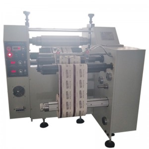 Selvklæbende prægningsmaskine