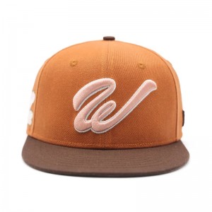 OEM / ODM 6 panel brugerdefineret broderi logo monteret caps hatte