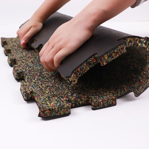 Sammenkoblede gummimåtter