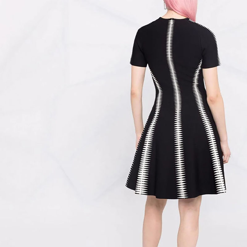 2022 Custom OEM&ODM Kvinder sweater kjole strikkede luksuskvinders sweater kjole