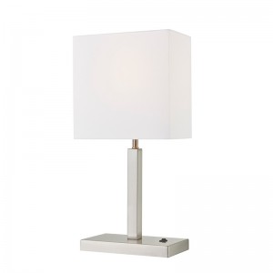 Hospitality Suite skrivebordslampe på værelse