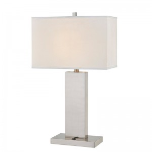 Gæstfrihed Suite Table Lamp i værelse