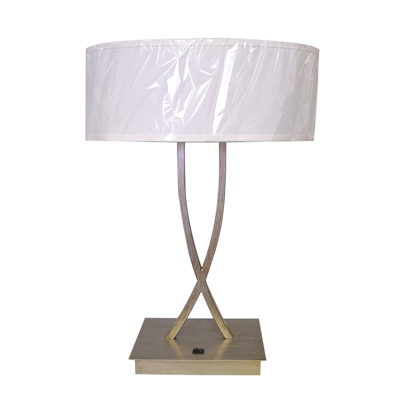 To lette antik sølv finish skrivebordslampe med en på/off rocker switch på værelse