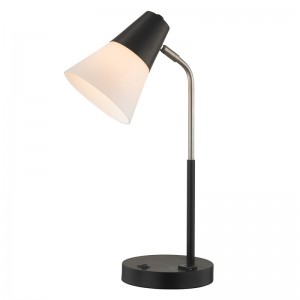 Hampton Inn Hotel Desk Lamp med en på/off rocker switch og en praktisk forretninger på hotellets værelse