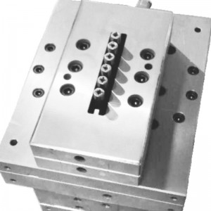 Pe Wood Plastic Extrusion Form fremstillet i Kina