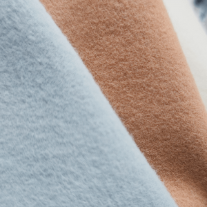 Plys fortykning af stramme yogabukser