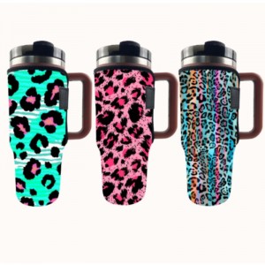 Brugerdefineret sublimering Print Leopard Cow Print Neopren Tumbler Sleeve Holder til 40 oz kop
