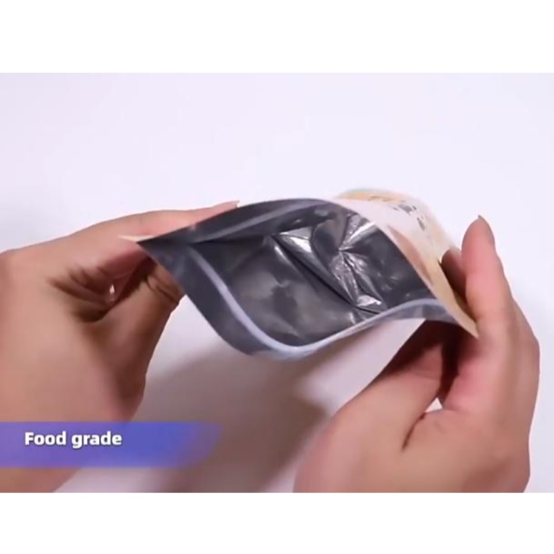 Brugerdefineret trykt mademballagepose Ziplock Kraft Paper Stand Up Pouch med lynlås og vindue