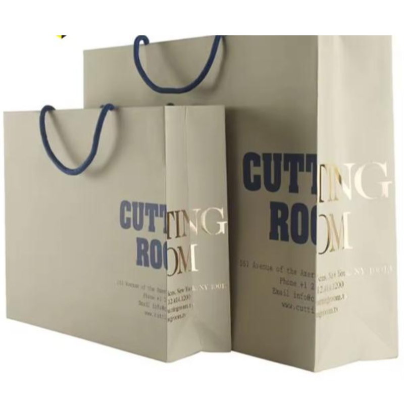 Luksus brugerdefineret trykt lamineret shopping gavemballage papirpose med dit eget logo